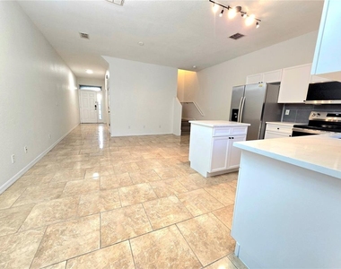 13241 Opal Court - Photo Thumbnail 5