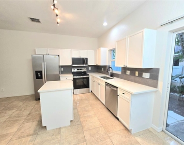 13241 Opal Court - Photo Thumbnail 16