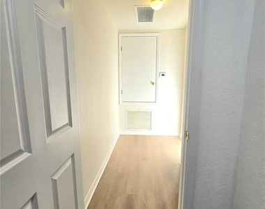 13241 Opal Court - Photo Thumbnail 21