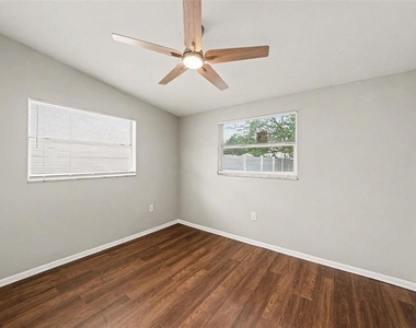 4022 E Henry Avenue - Photo Thumbnail 20