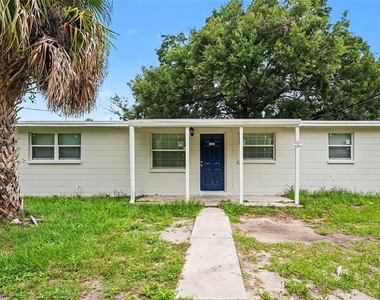 4022 E Henry Avenue - Photo Thumbnail 1