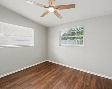 4022 E Henry Avenue - Photo Thumbnail 17