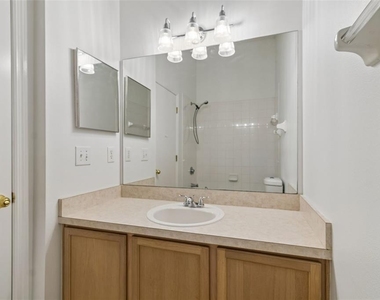 6245 Osprey Lake Circle - Photo Thumbnail 23
