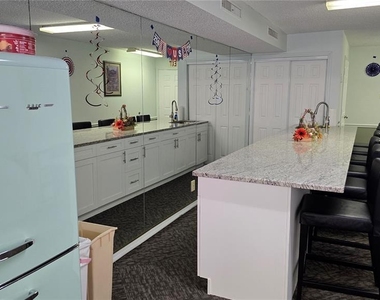 3211 W Swann Avenue - Photo Thumbnail 19