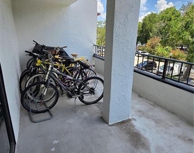 3211 W Swann Avenue - Photo Thumbnail 16