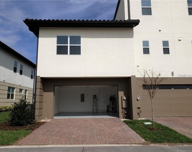 9467 Mere Parkway - Photo Thumbnail 3