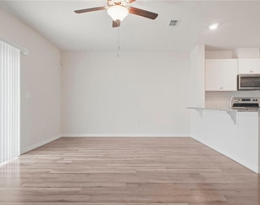 1311 Tallowwood Lane - Photo Thumbnail 12