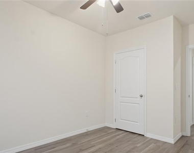 1311 Tallowwood Lane - Photo Thumbnail 29
