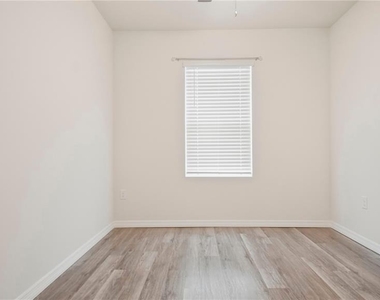 1311 Tallowwood Lane - Photo Thumbnail 23