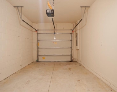 1311 Tallowwood Lane - Photo Thumbnail 38