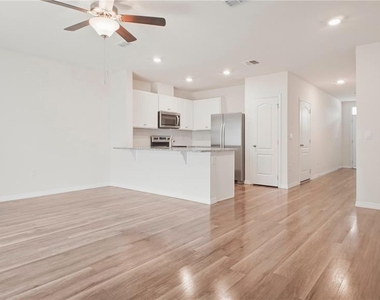 1311 Tallowwood Lane - Photo Thumbnail 13