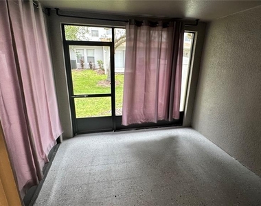 2437 Hassonite Street - Photo Thumbnail 15