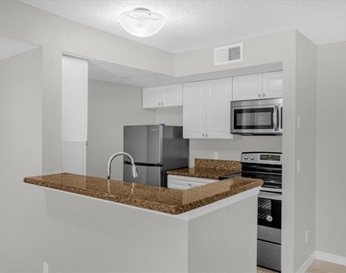 5132 Conroy Road - Photo Thumbnail 3