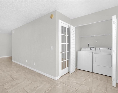 5132 Conroy Road - Photo Thumbnail 12