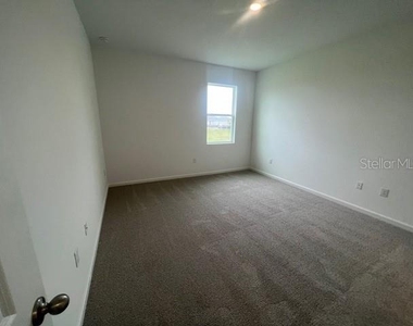 3649 Yarian Drive - Photo Thumbnail 10
