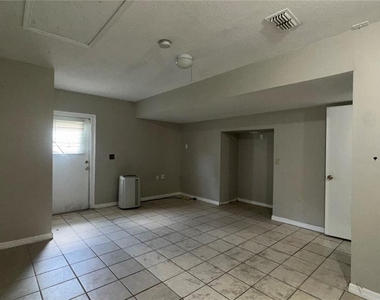 2429 Sapier Court - Photo Thumbnail 21