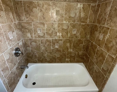 2429 Sapier Court - Photo Thumbnail 20