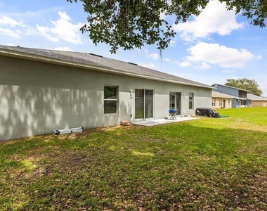 677 Royalty Court - Photo Thumbnail 21