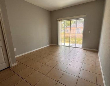 677 Royalty Court - Photo Thumbnail 18