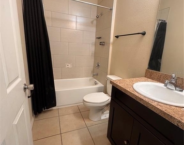 677 Royalty Court - Photo Thumbnail 16