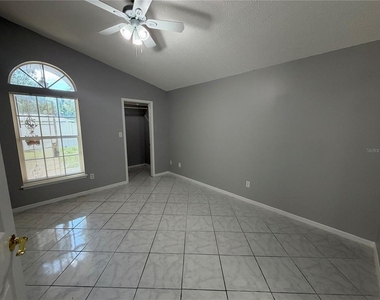 404 San Gabriel Street - Photo Thumbnail 3