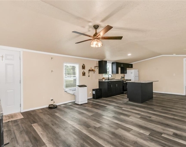 7457 Ne Highway 349 - Photo Thumbnail 4