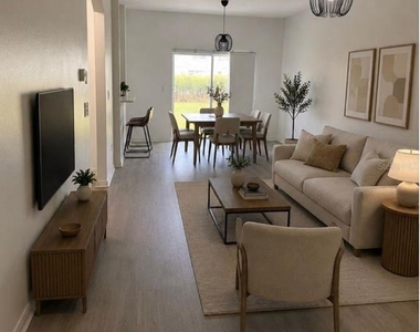 4344 Paradise Cove Court - Photo Thumbnail 2