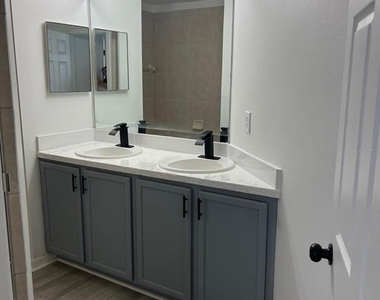 4344 Paradise Cove Court - Photo Thumbnail 16
