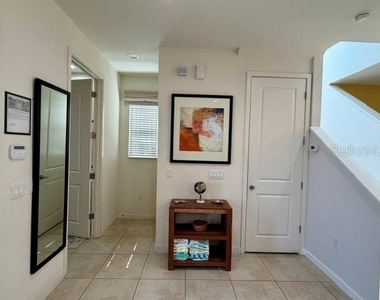 5758 Lesabre Drive - Photo Thumbnail 4
