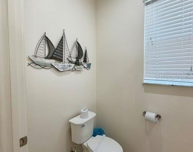 5758 Lesabre Drive - Photo Thumbnail 18