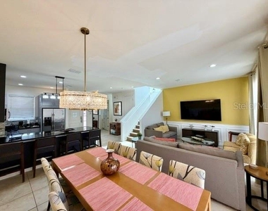 5758 Lesabre Drive - Photo Thumbnail 13