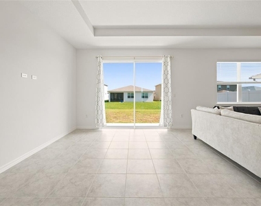 7227 Sw 58th Place Road - Photo Thumbnail 5