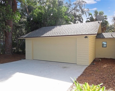 289 W Lakeview Avenue - Photo Thumbnail 40