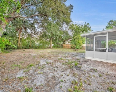 1221 Elinore Drive - Photo Thumbnail 23