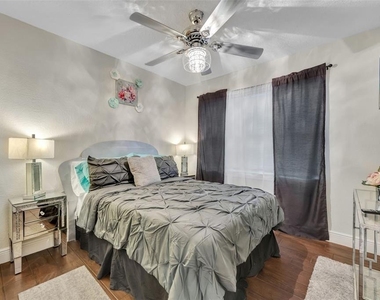 1221 Elinore Drive - Photo Thumbnail 17
