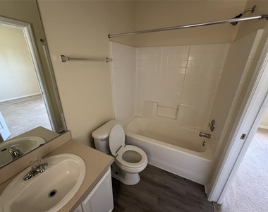 311 Sunset View Drive - Photo Thumbnail 18