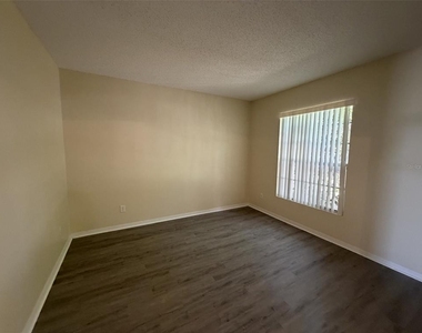 311 Sunset View Drive - Photo Thumbnail 11
