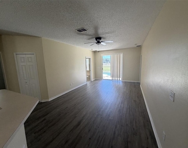 311 Sunset View Drive - Photo Thumbnail 6