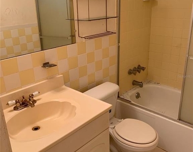 9598 River Road - Photo Thumbnail 7