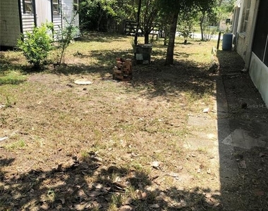 9598 River Road - Photo Thumbnail 11