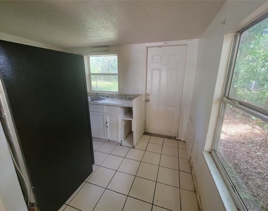731 23rd Street - Photo Thumbnail 12