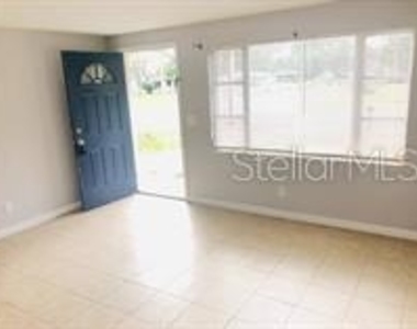 240 Lee Drive - Photo Thumbnail 17