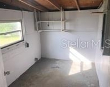 240 Lee Drive - Photo Thumbnail 12