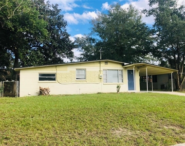 240 Lee Drive - Photo Thumbnail 2