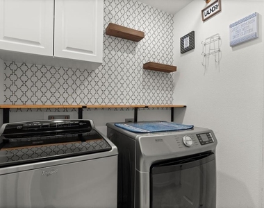 322 Annabelle Way - Photo Thumbnail 20