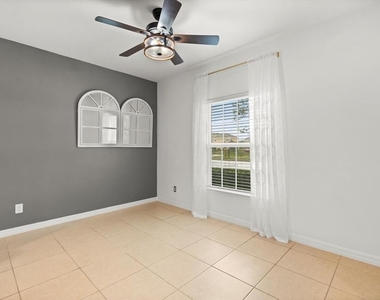 322 Annabelle Way - Photo Thumbnail 2