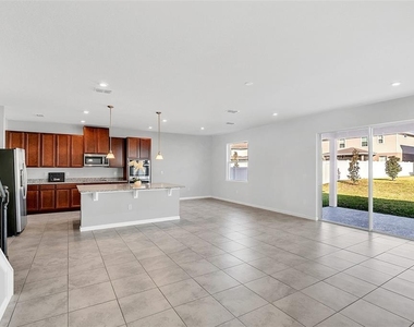 7023 Kiwano Way - Photo Thumbnail 12