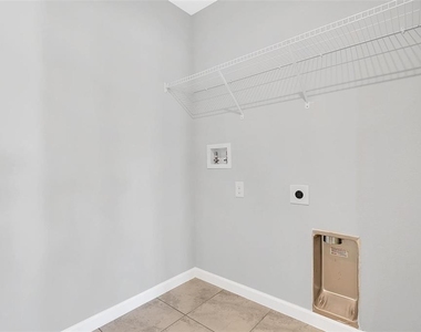 7023 Kiwano Way - Photo Thumbnail 36