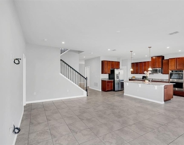 7023 Kiwano Way - Photo Thumbnail 11