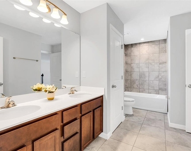 7023 Kiwano Way - Photo Thumbnail 33